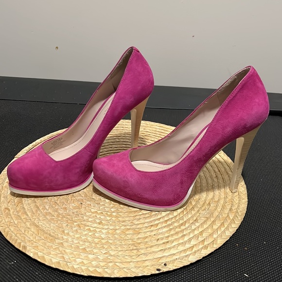 BCBGeneration Hi Barbie Pink Leather Suede Platform Pump Heel Size 8.5 - Picture 9 of 15